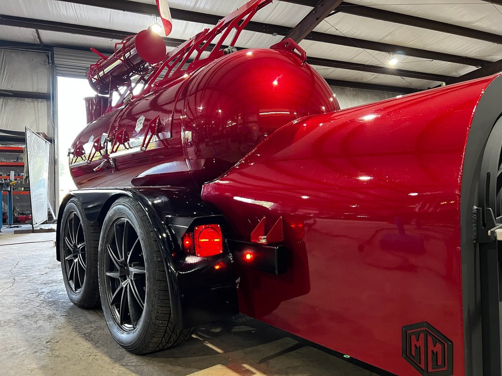 Red OS500 offset smoker trailer, rear fender and taillights